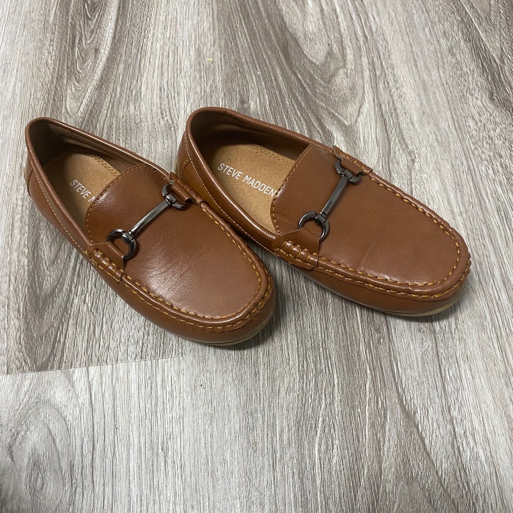 Steve Madden casual shoes
